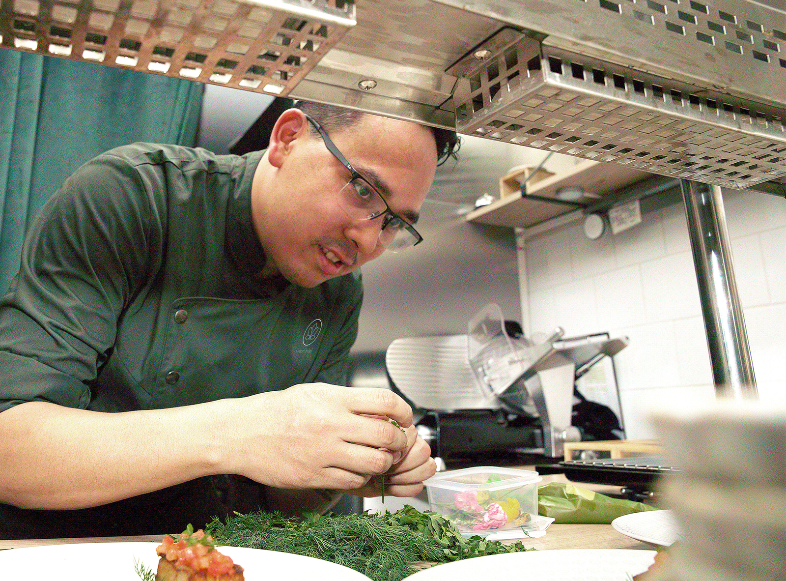 Green-Orchid---Chef-Joshua-4-1950x1440